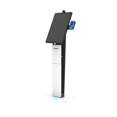 self - service die tot de machine van de kioskbetaling met kaartjesprinter opdracht geven
